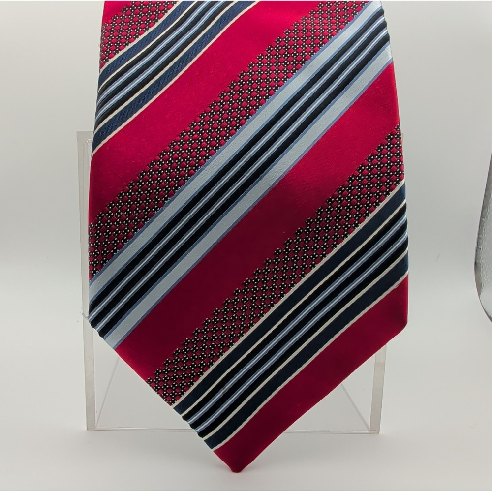 Ermenegildo Zegna Silk Necktie Red Blue Striped Geometric Made in Italy Mens Tie